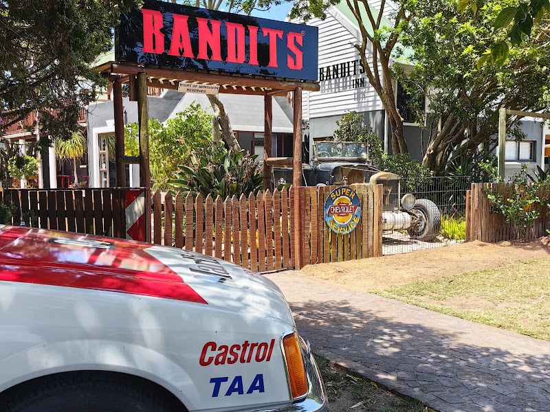 Bandits® Pub & Grill — photo 4