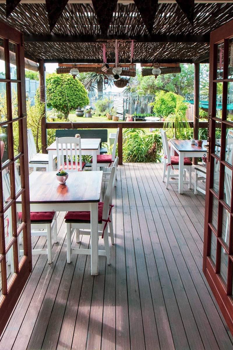 Coastal Plants Nursery & Coffee Shop / The Farm Shop Kitchen