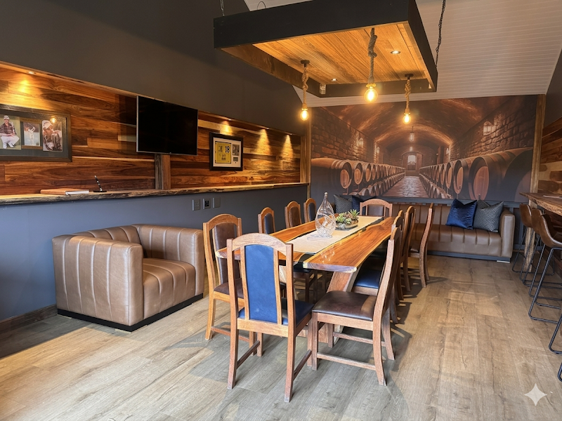 Cornerstone Creek Restaurant