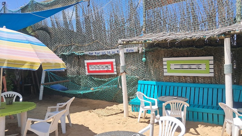 De Vette Mossel Grootbrak | Beach Seafood Restaurant Experience