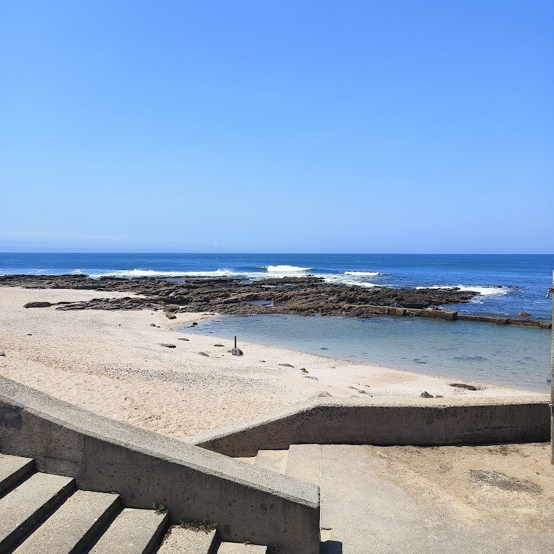Delfinos Seaside Restaurant — photo 4