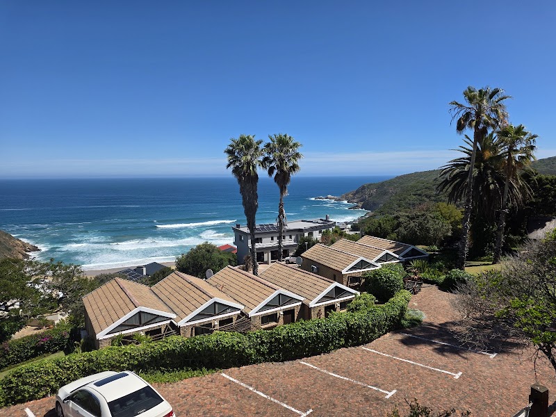 Dutton's Cove Restaurant — photo 4
