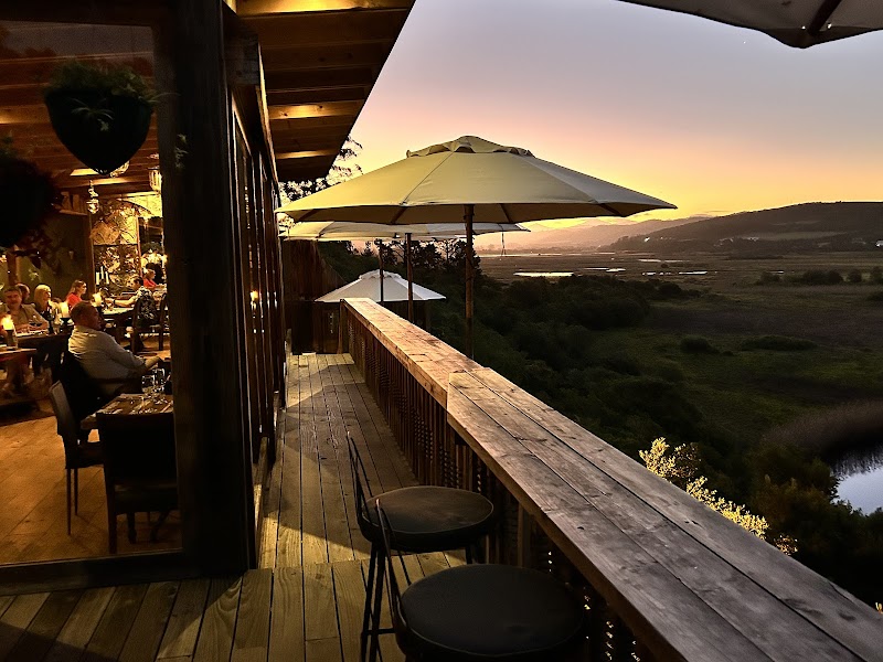 Emily Moon Restaurant @ Emily Moon River Lodge