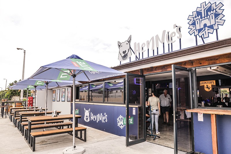 Hennie's Hartenbos Restaurant