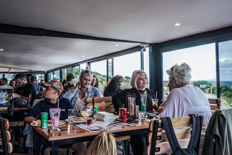 Hennie's Mossel Bay Restaurant