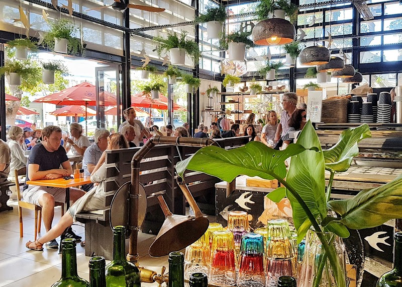 île de païn - lunch & breakfast restaurant & artisan bakery