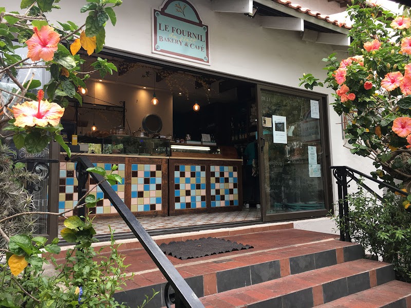 Le Fournil De Plett Bakery and Café