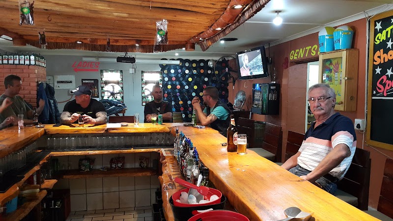 Locals Pub & Grill Grootbrak — photo 5