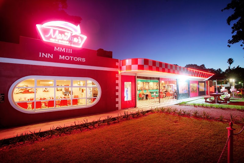 Marilyn's 60's Diner — photo 4