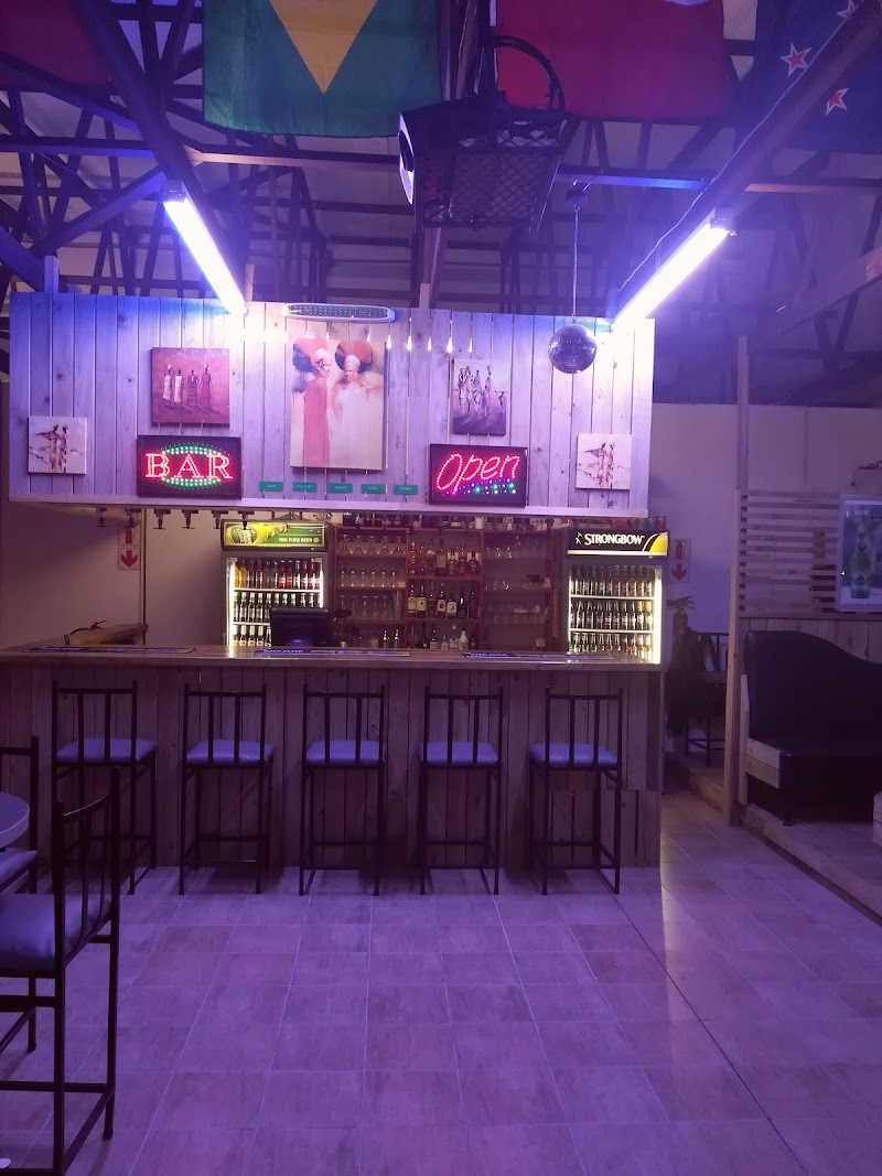 N2 LOUNGE — photo 4