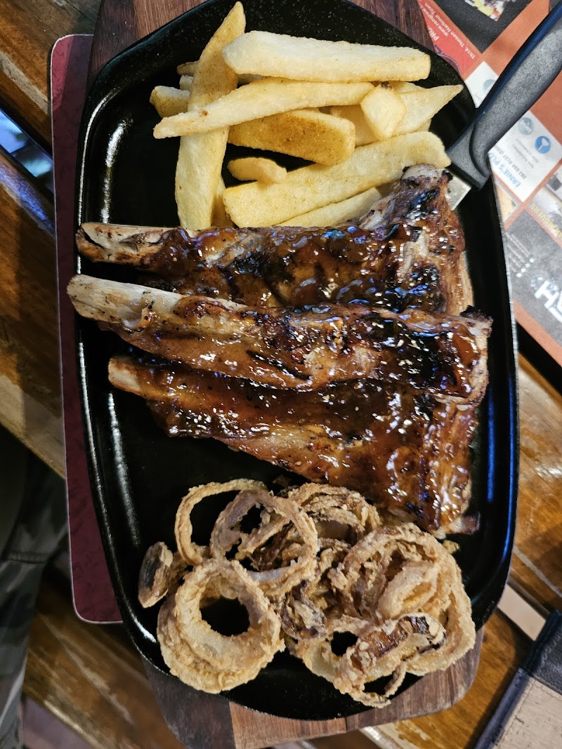 Olde's Restaurant — photo 4