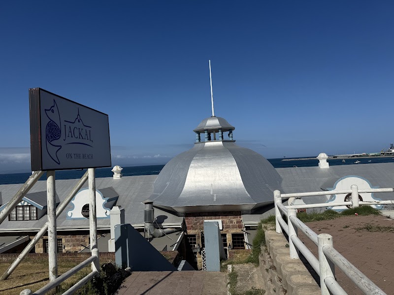 Pavilion Restaurant / Jackal on the Beach — photo 5