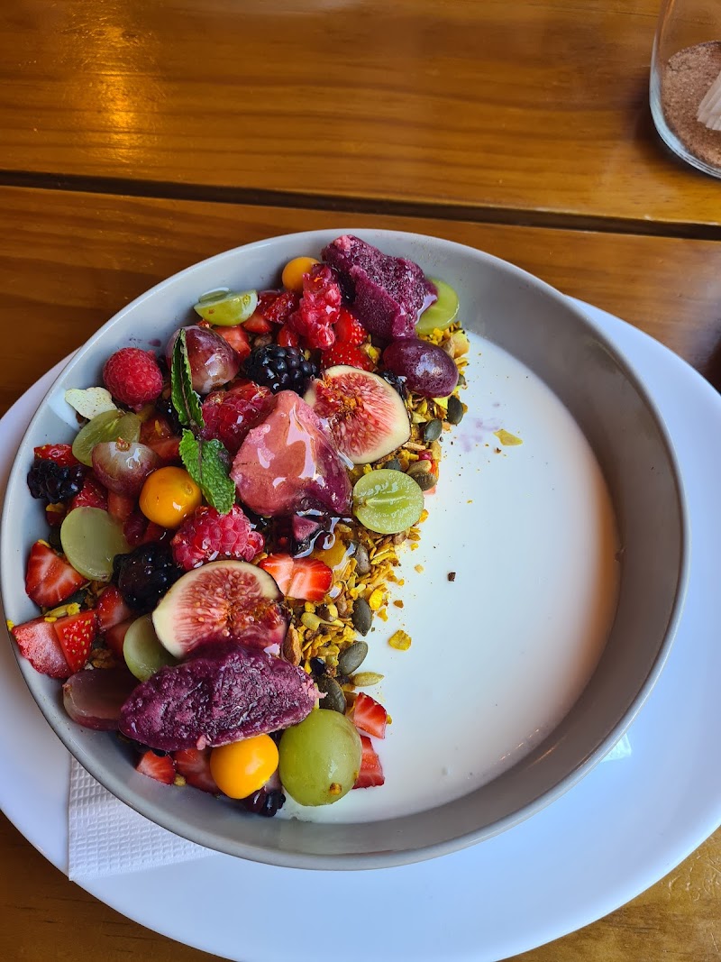 Salt & Petal — photo 4
