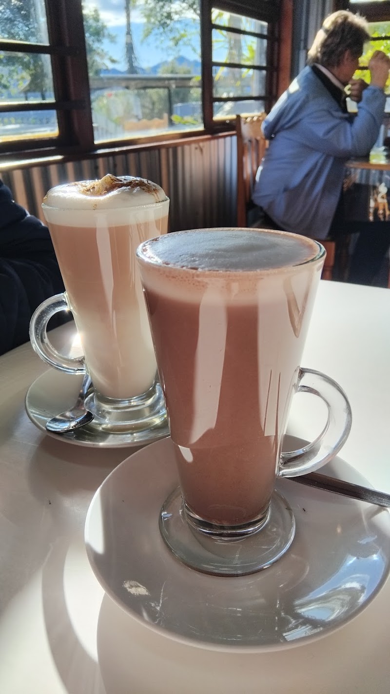 The Marshmallow Garden Café — photo 5