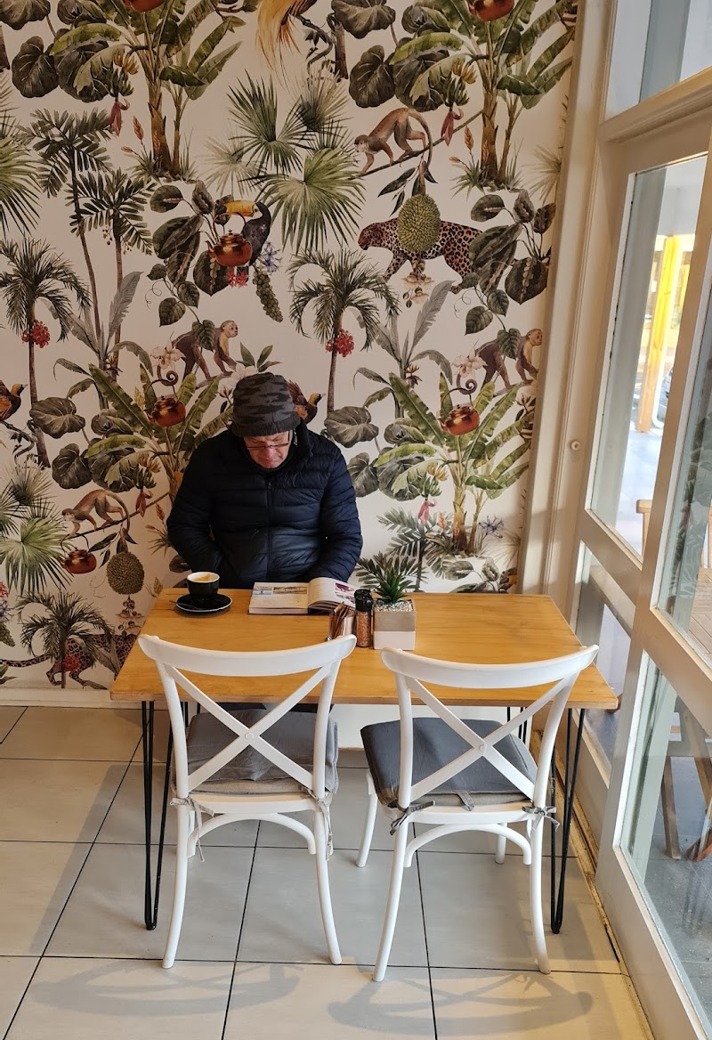 The Yellow Bird Cafe — photo 4