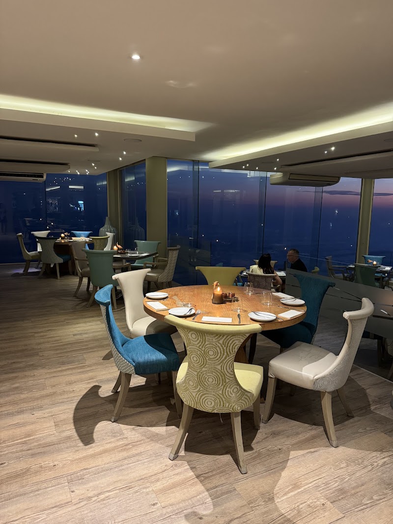 Views Restaurant — photo 5